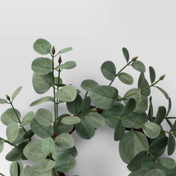 New 12" Artificial Eucalyptus Wreath Green from Threshold - Picture 5 of 6